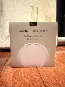 Brand New - Pura 4 | Becki Owens Edition Smart Fragrance Diffuser