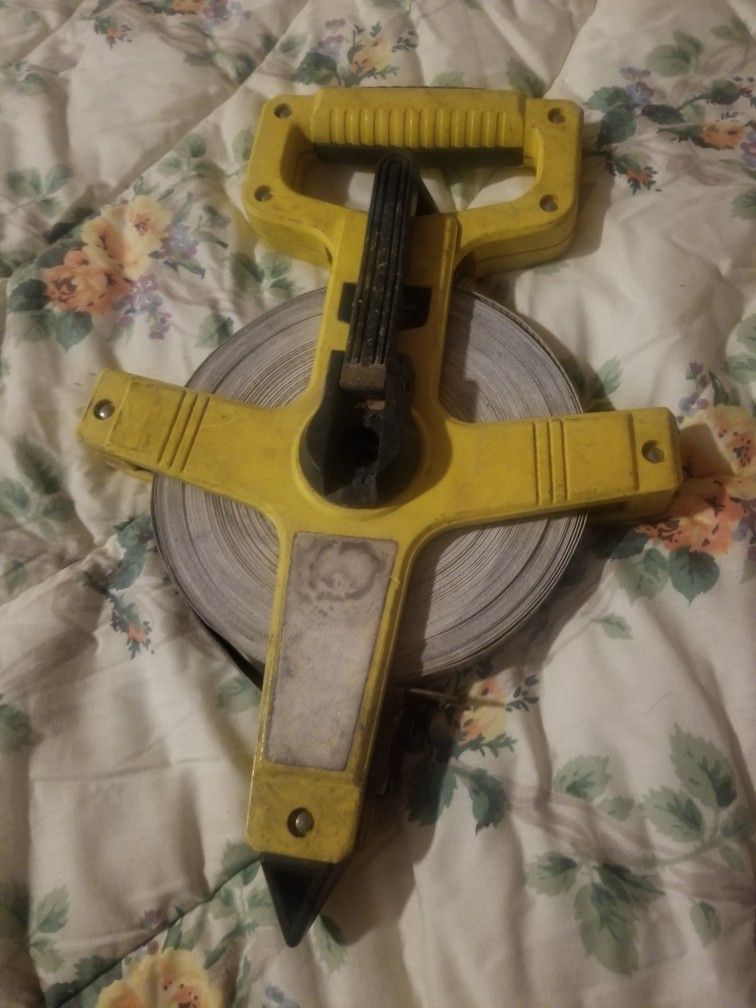 100ft Measure Tape.