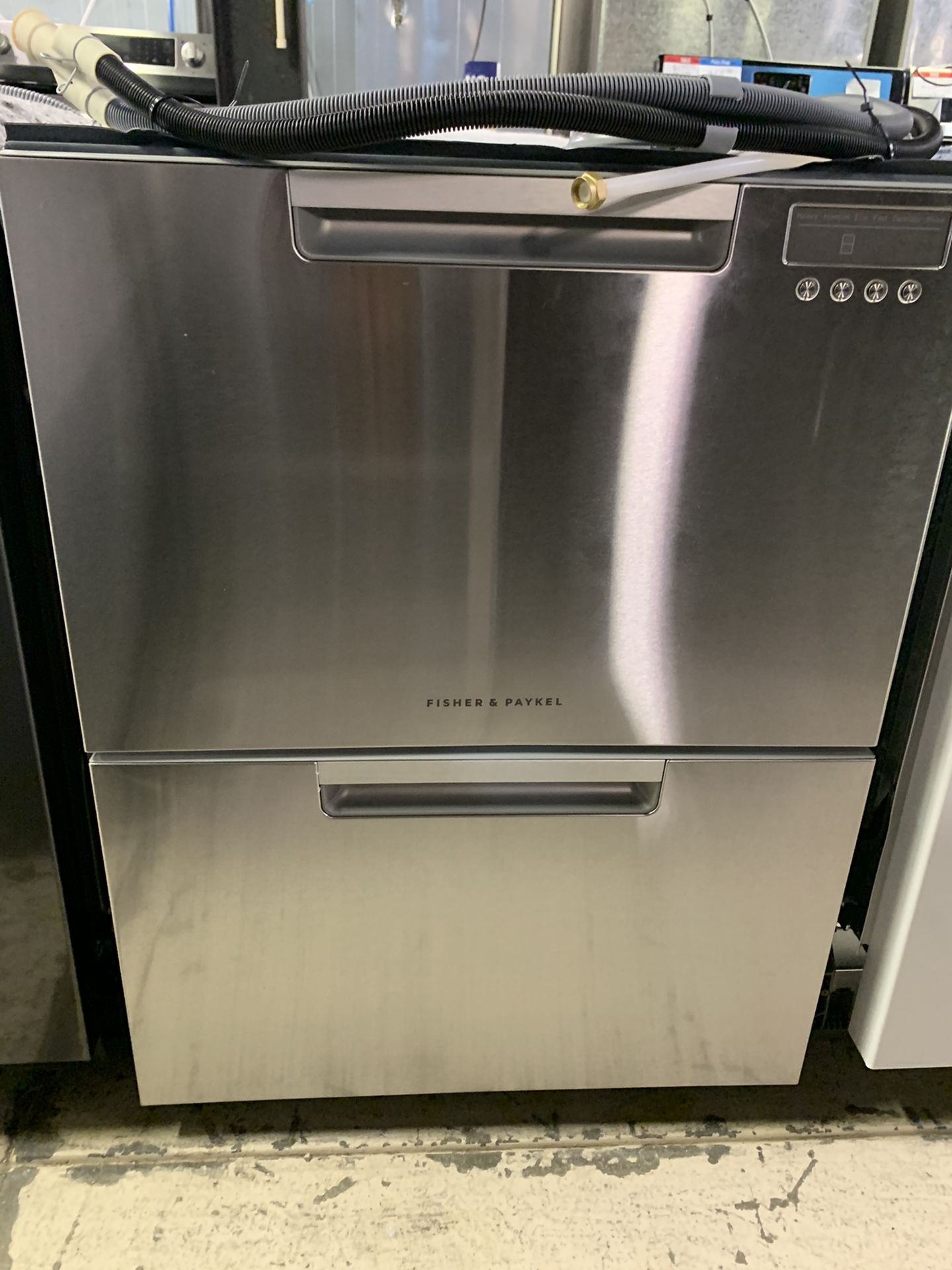 FISHER & PAYKEL DISHWASHER