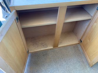Wall cabinet