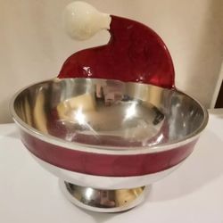 serving footed dish