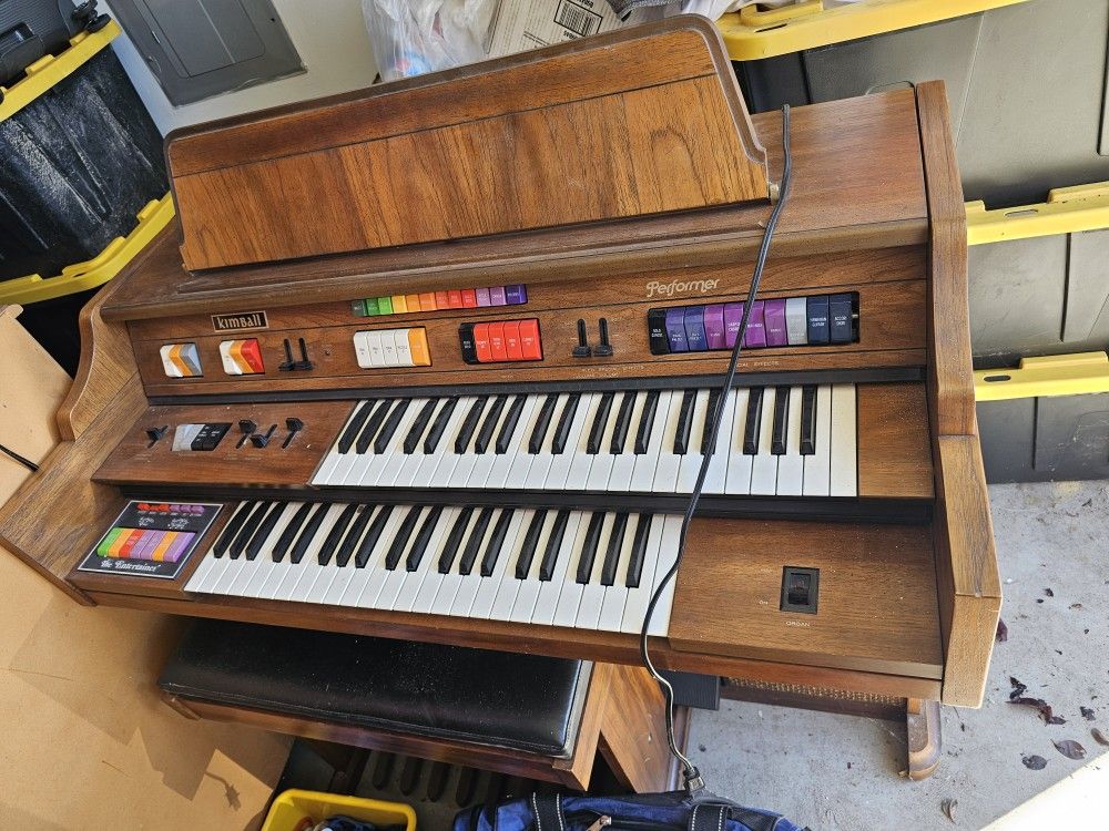 Free Kimball M40 Organ