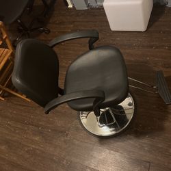 Saloon Chair 