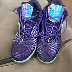 ZOOM LEBRON NXXT GENISUS "MONOPOLY"