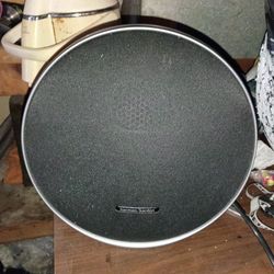 Onyx studio 9 harmon speaker