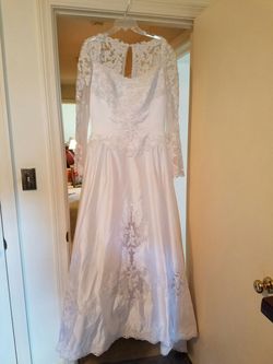 Wedding dress