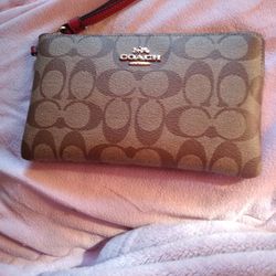 Cartera Coach Nueva $40