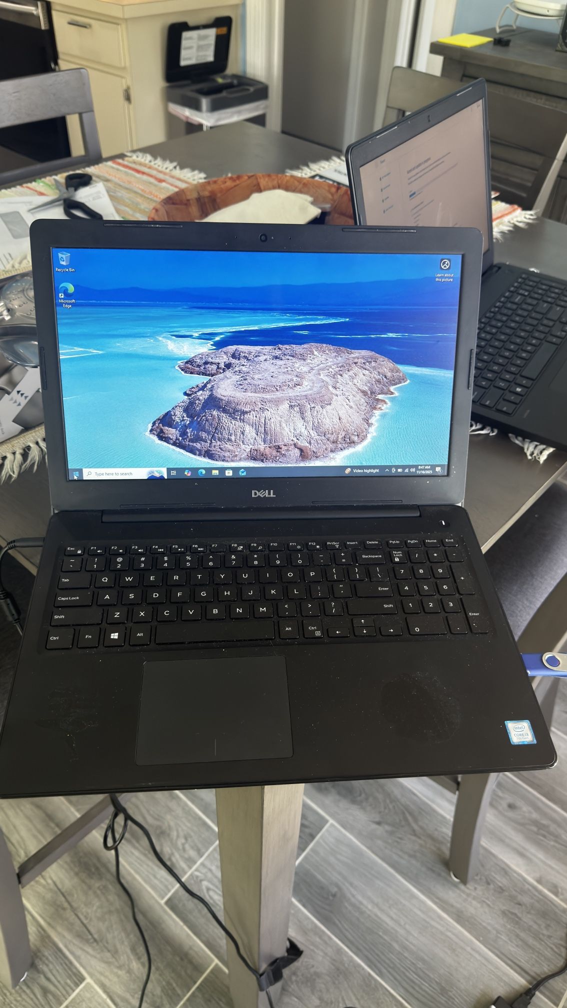 DELL NOTEBOOK LATITUDE 2018 Model