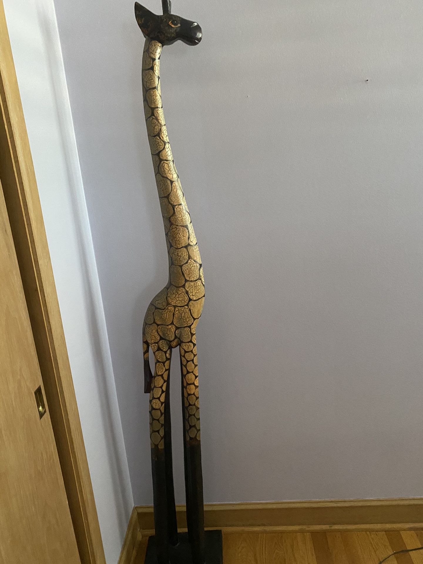 Wooden Giraffe 6-ft