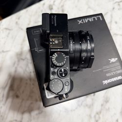LUMIX Panasonic DMC-LX100 camera SELL TRADE
