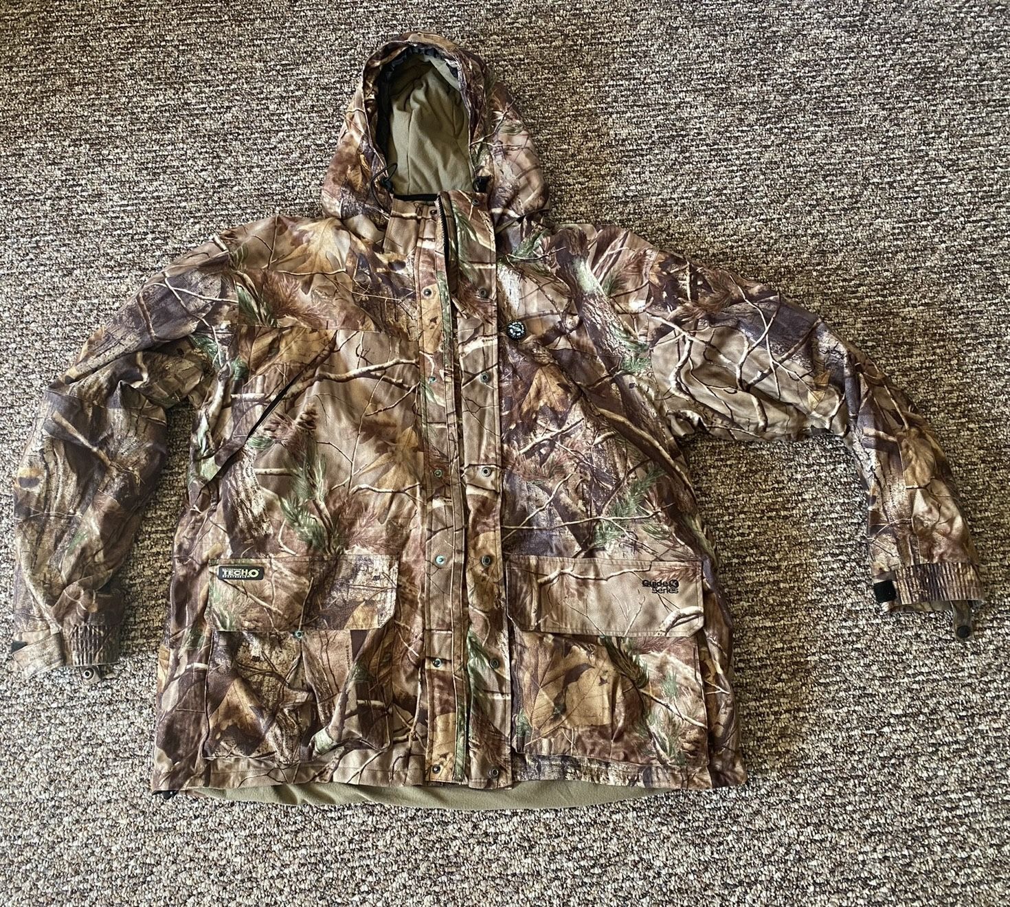 Men’s Guide Series Tech H2O Waterproof Hooded Camouflage Hunting Jacket Size 2XL