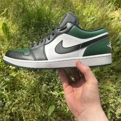 jordan 1 low green toe