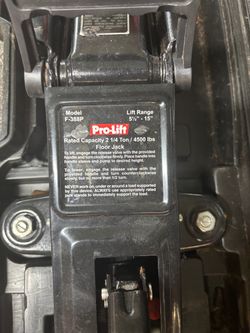 Pro-Lift F-388P 2.25 Ton Floor Jack
