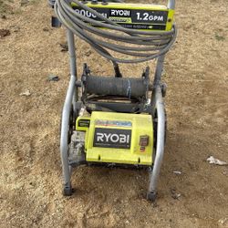 2000psi Ryobi Pressure Washer 