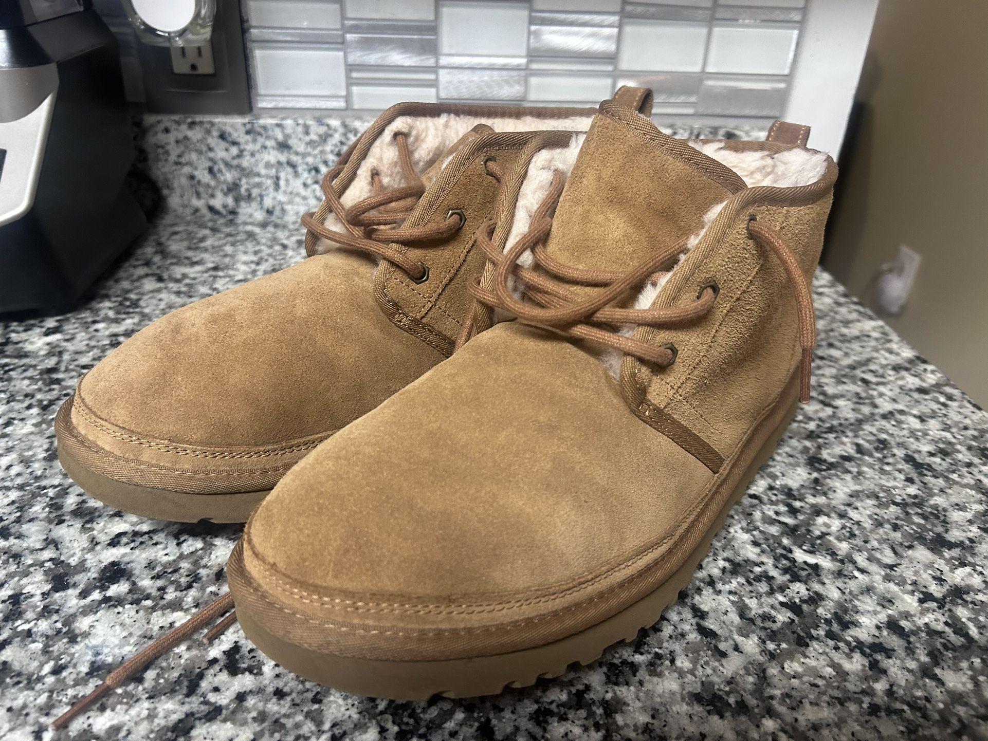 Men’s Ugg Boots Size 13