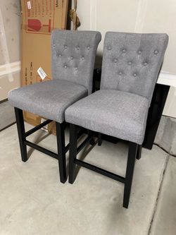 Set of 2 Gray Counter Height Bar Stools – Like New