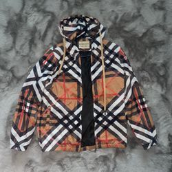 Authentic Men's Burberry Nova Check Windbreaker Pullover Jacket size M