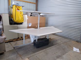 Octagon Work Station Set....3 Tables, Risers And Legs