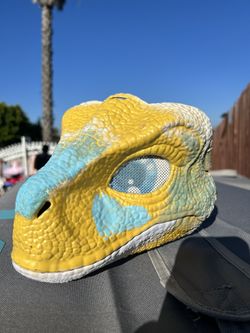 Dino Mask, Custom