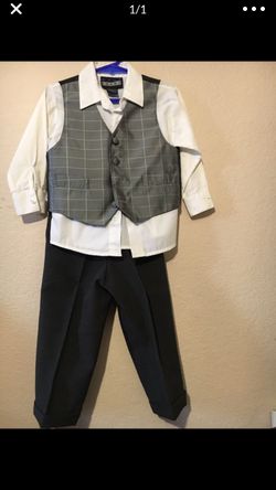 Kids vest suit size 3T Wear once