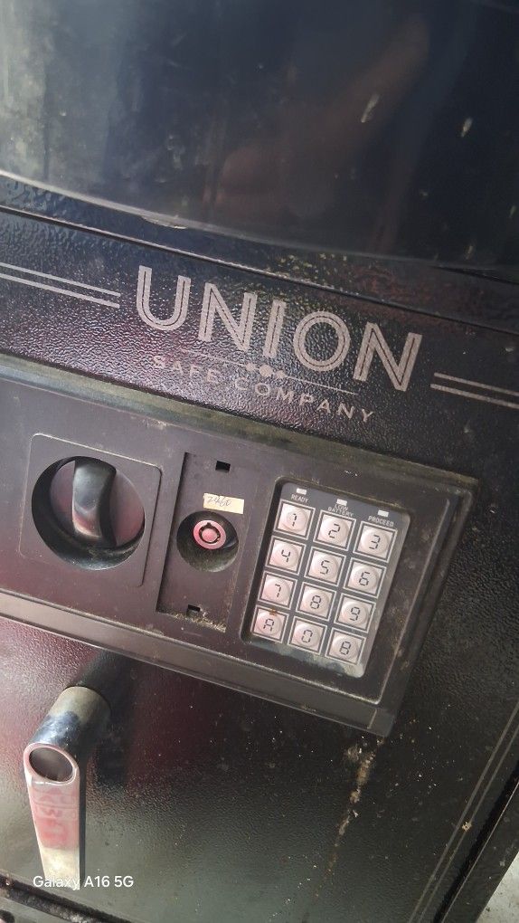 Union Safe Company- Safe