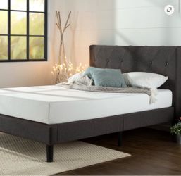 Zinus shalini bed frame for sale , only used for 3 months