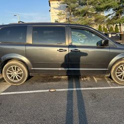 2014 Dodge Grand Caravan OBO 