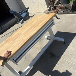 Husky Work Bench