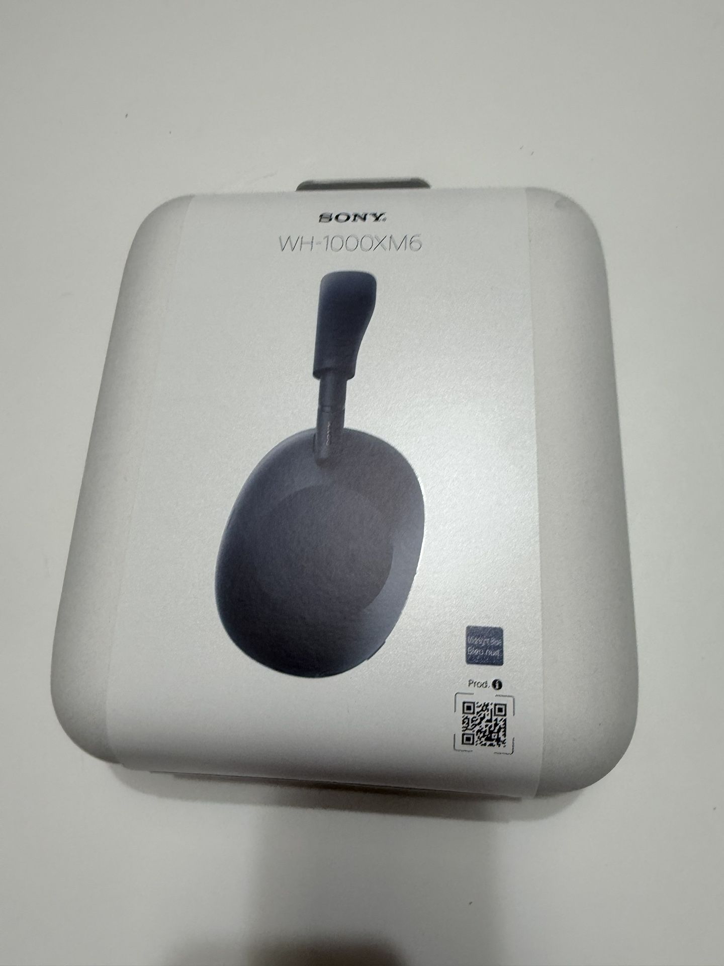 Sony WH-1000XM6 headphones SEALED NEW - Blue