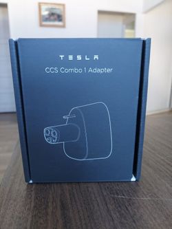Tesla CVS Combo 1 adapter