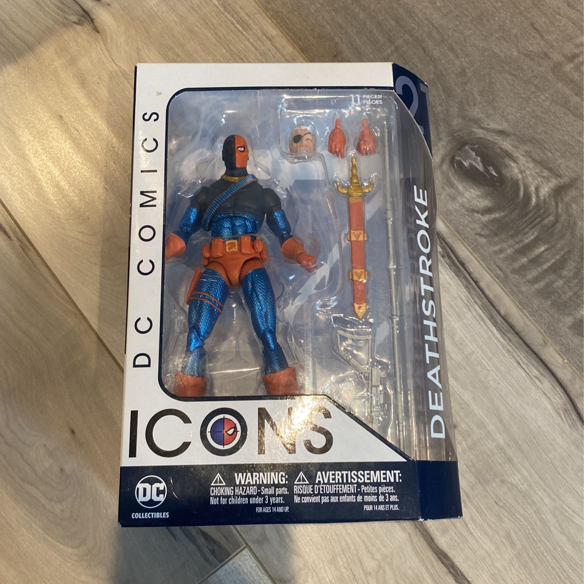 Dc Collectibles Dc Icons Deathstroke Action Figure