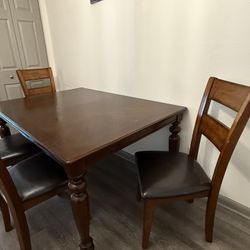 Dining Set With 4 Chairs 