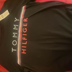 Tommy Hilfiger Shirt (M) $12