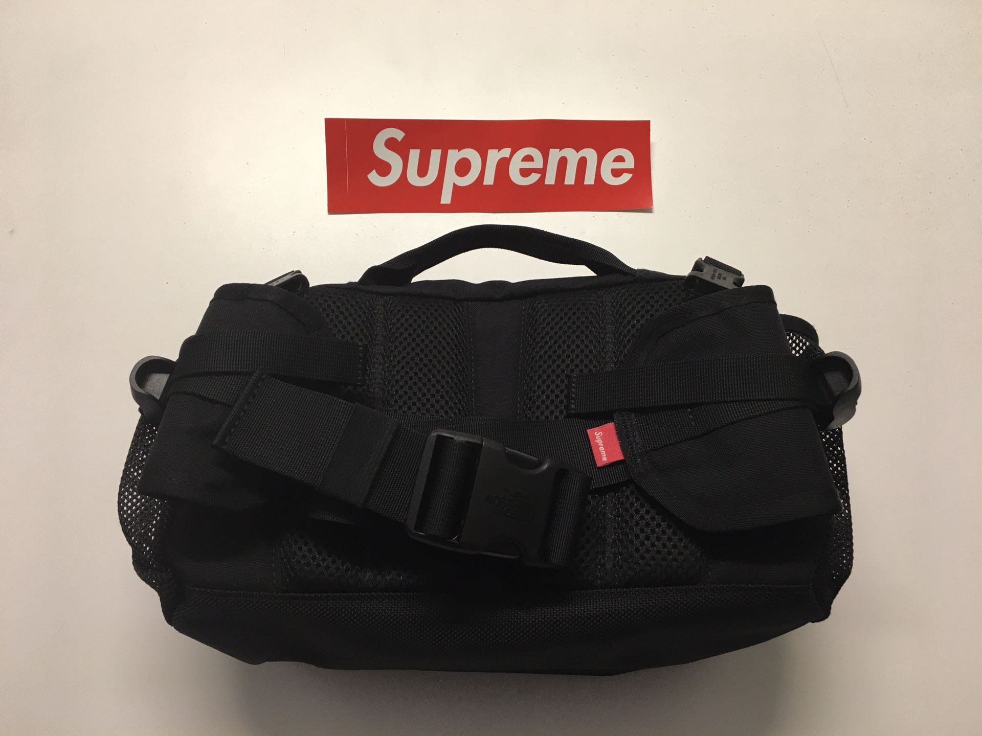 Supreme x The North Face Expedition Waist Bag FW18 for Sale in 