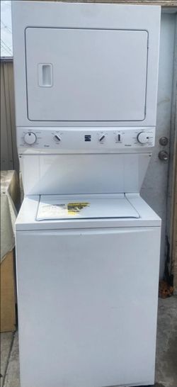 LIKE NEW !! KENMORE 27" STACKABLE WASHER AND GAS DRYER SET