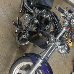 1996 Honda Magna Gen 3 Frame And Motor 8k Miles