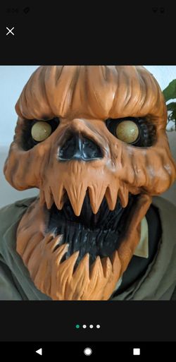 Halloween Life-size Pumpkin Nester