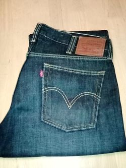 Levi's