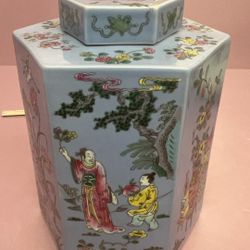 Antique Chinese hexagonal pen holder