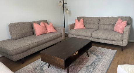 Sofa and Chaise lounge set