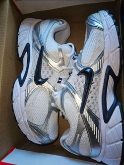 Nike V5 RNR W 12 M 10.5