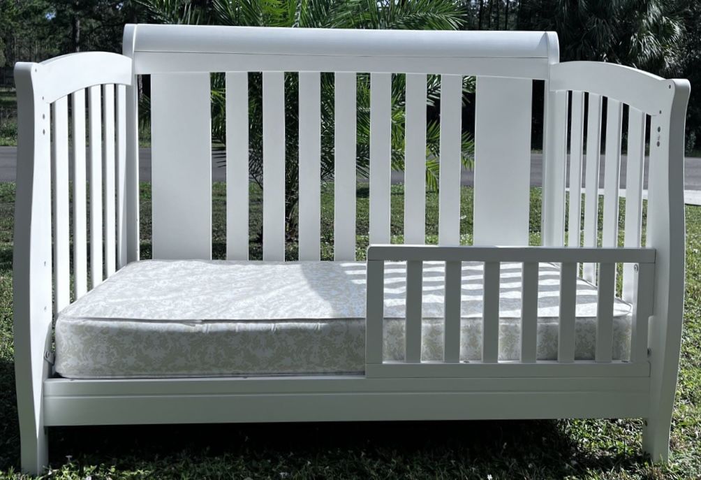 Toddler Bed (Mattress Not Included)