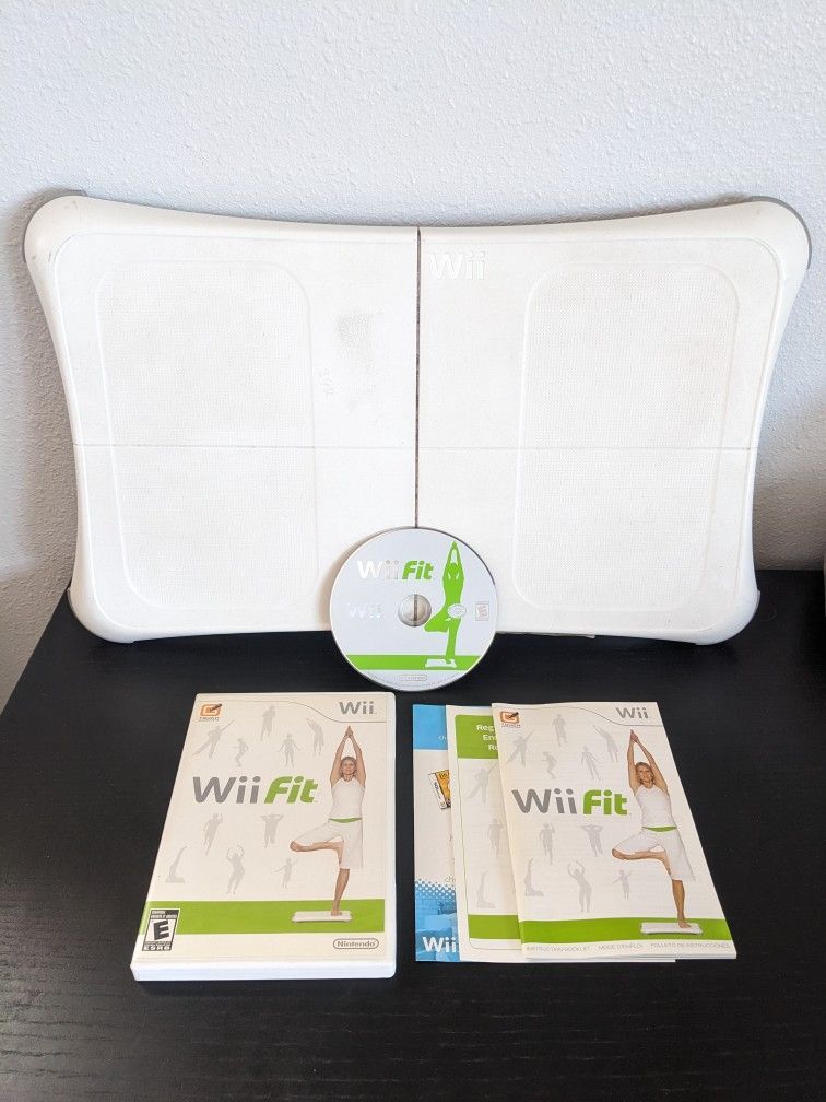 Nintendo Wii Fit Balance Board + Game