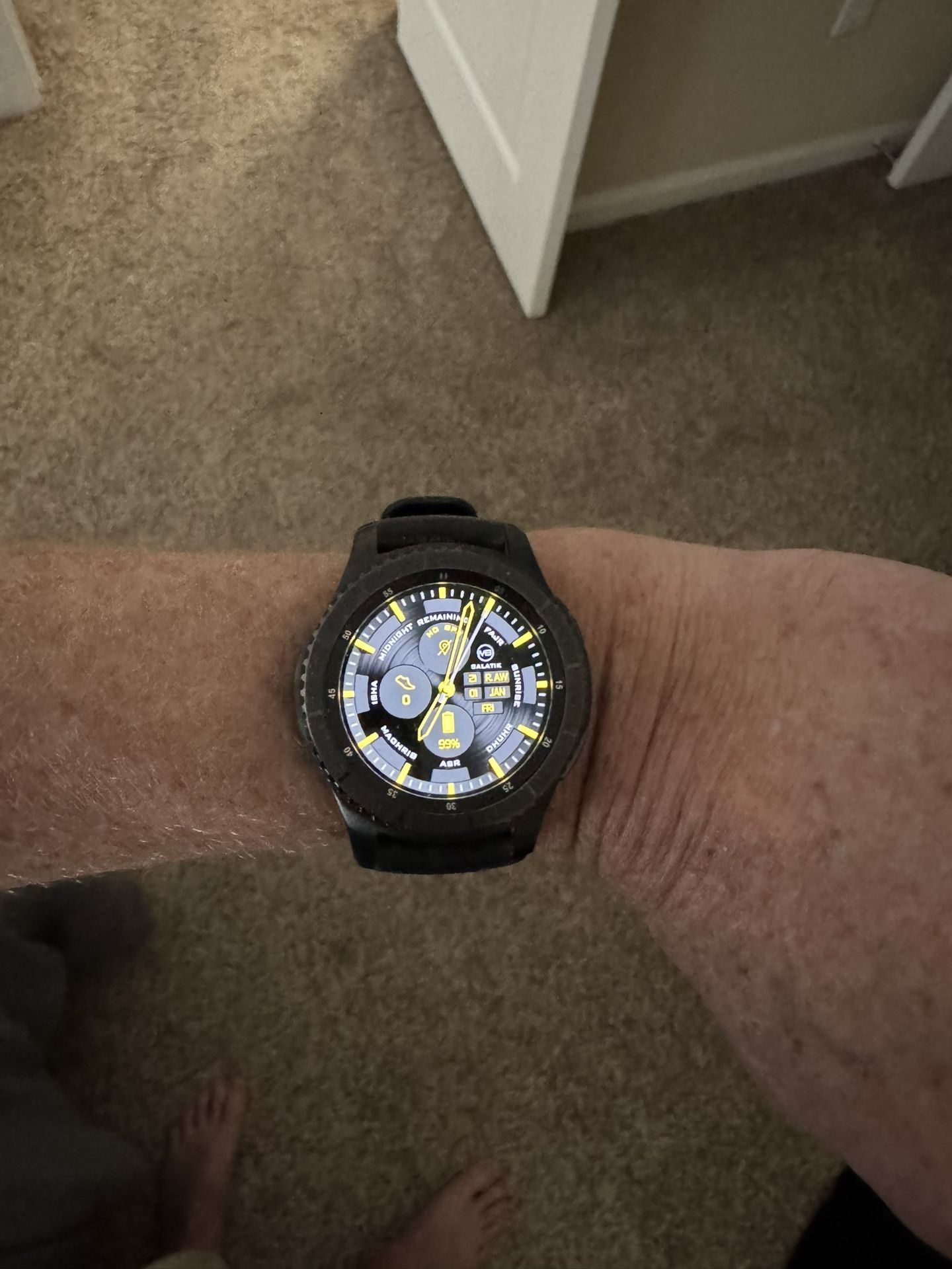 Samsung Gear3 Frontier Smartwatch 