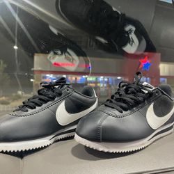 Nike Cortez