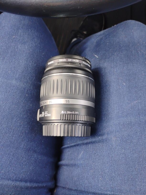 Canon EF-S 18-55mm f/3.5-5.6 IS STM