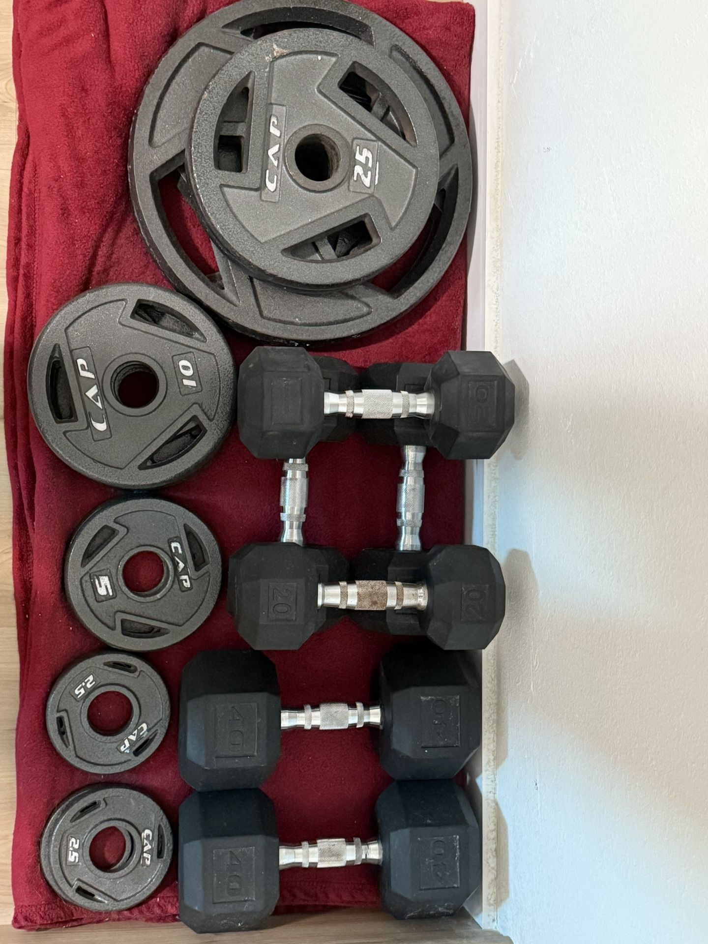 Adjustable Bench Press (Bar And Weights Included)