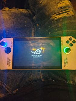 ASUS ROG Ally z1 extreme Handheld Gaming PC
