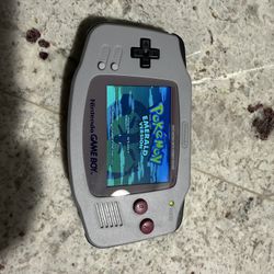 Modded Gameboy Advance, With Pokemon Emerald ( Bundle ) 