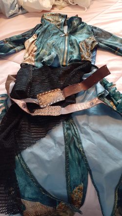 Descendants Uma costume 10 / 12